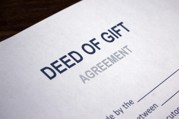 real estate gift deeds vs quitclaim deeds